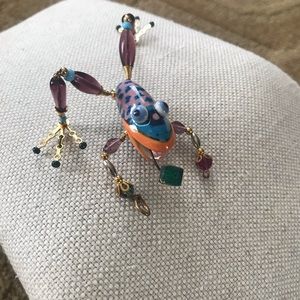 Frog Pin/Pendant